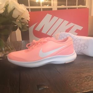 Nike Rose Flex Sneakers NWT